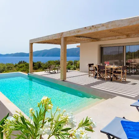 Elyane Near Ammoussa Beach Villa Evgiros